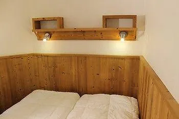 Residence Grand Bois Cles Blanches La Tania Aparthotel